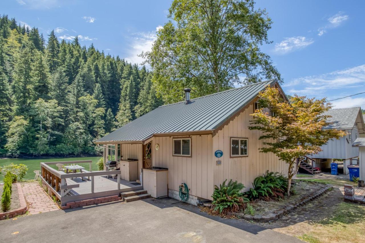 The Crabbing Cabin Lincoln City Bagian luar foto